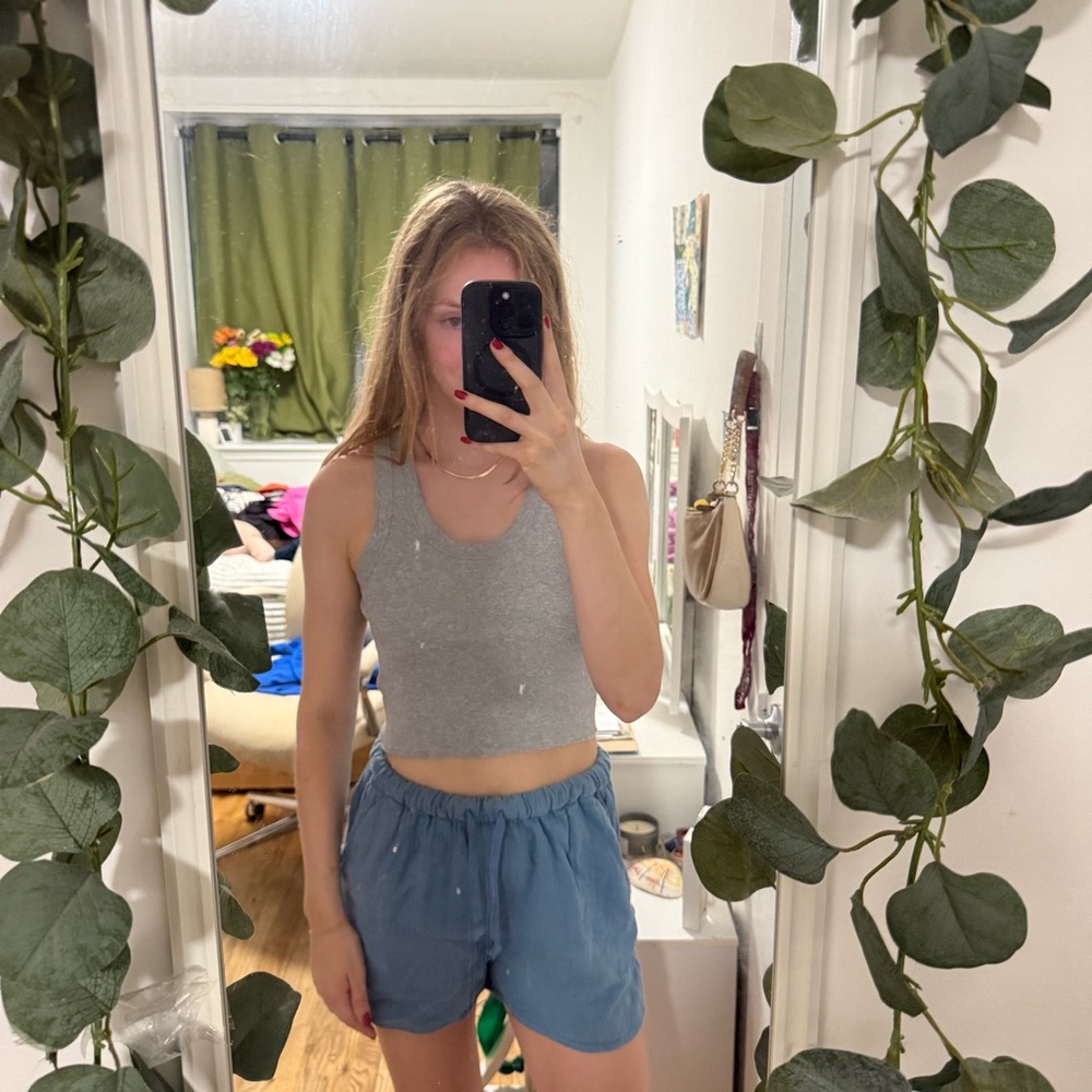 Aritzia shorts - Picture 3 of 3